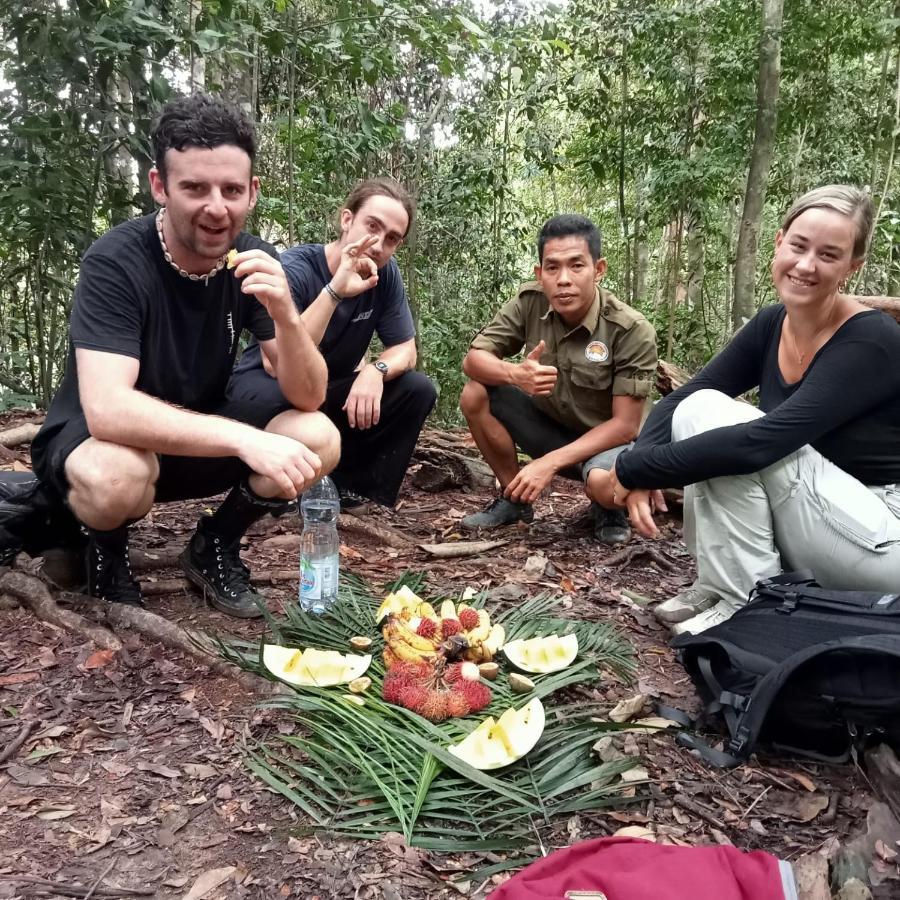 Jungle Life Guest House - Trekking & Transport Only Book With Us Bukit Lawang Eksteriør bilde