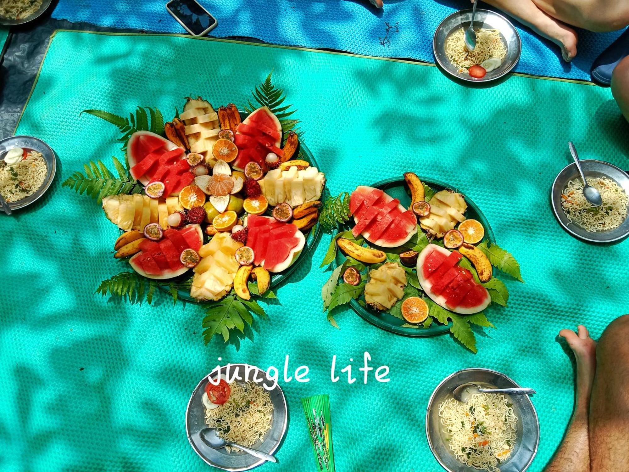 Jungle Life Guest House - Trekking & Transport Only Book With Us Bukit Lawang Eksteriør bilde